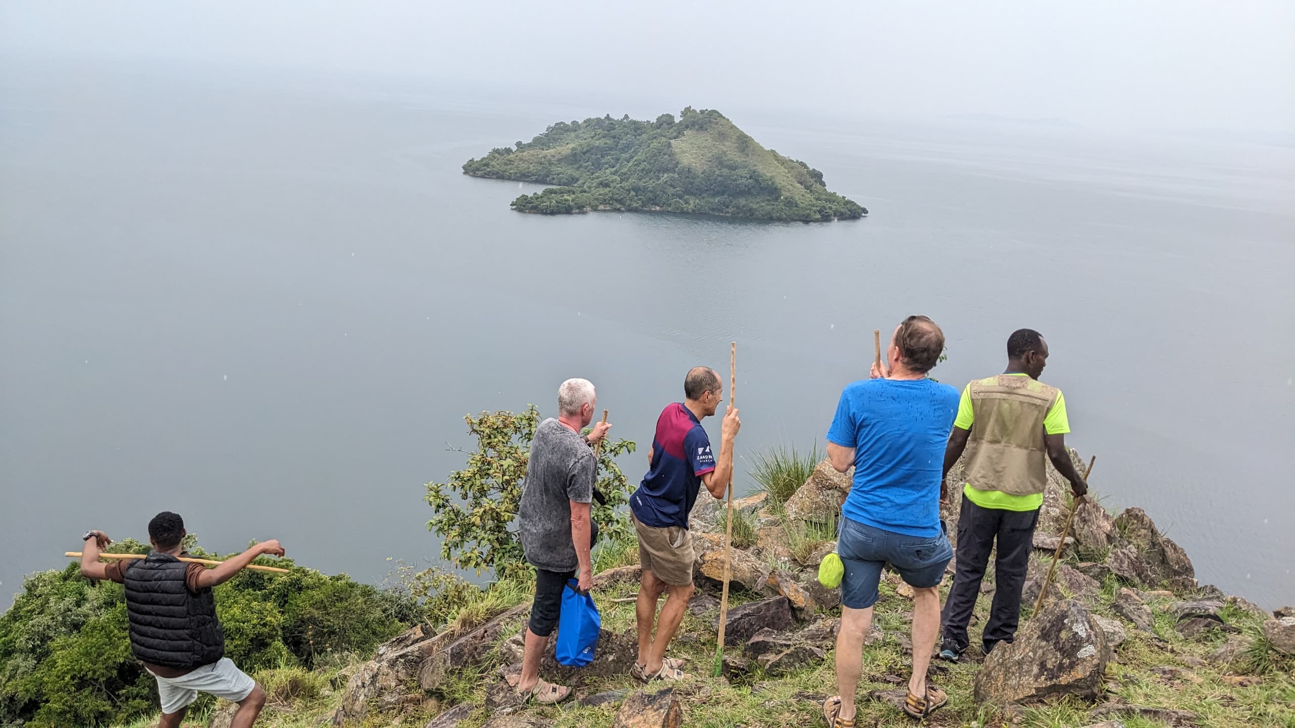 EXPLORE GISENYI LAKE KIVU SHORE BY BIKE AND BOAT TOUR